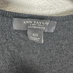 Ann Taylor  Womens XS 100% Cashmere Black Vneck Sweater Classic Holiday Career Photo 2