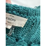 Entro  Green V-Neck Long Sleeve Cable Knit Frayed Sweater Women's Size Large L Photo 4