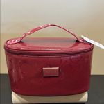 Guess  | Iconic Logo Glossy Wine Cosmetic Case Photo 0