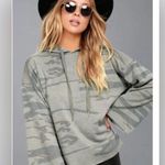 Z Supply  Loft Camo Pullover Top Pullover hoodie, Pullover, Casual style Photo 0
