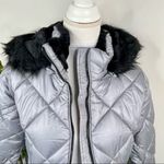 Sebby Collection Gray Silver Quilted Puffer Coat Black Faux Fur Trim NEW Sz S Photo 3