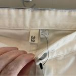 Club Monaco  White Ella Slim Straight Jeans NWT Size 32 Photo 2