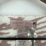 Barefoot Dreams Barefoot‎ Dreams CozyChic Ultra Ocean Breeze Poncho Womens OS Rose Animal Photo 2