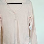 Gap NWT  Light Pink Waffle Knit V-Neck Long Sleeve Tee - Size: Medium Photo 4