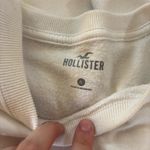 Hollister Easy Crew Sweatshirt Photo 3
