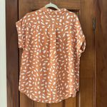 Umgee  Button Front Top Women’s Large Peach V-neck Dalmatian Print Pocket Detail Photo 2