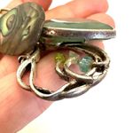 Kenneth Cole green abalone charm necklace Photo 13