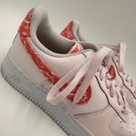 Nike Women's Air Force 1 Low Pink Paisley Sneakers Shoes Size 7 Photo 9