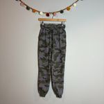 Lululemon  Stretch High-Rise Jogger Heritage 365 Camo Dusky Lavender Multi Photo 1