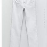 ZARA White Straight Leg Jeans with High-Rise Waist size 6. Photo 0