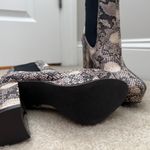 Shoedazzle Platform Boots Photo 3
