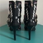 Striking Women’s Embroidered Stilettos Fabric Booties Black Size 8 Photo 4