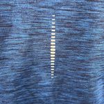 Gap Fit heathered blue half zip pullover workout top size medium Photo 6