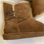 BEARPAW Rosie Women’s Shearling Ankle Booties w/Loop/Button EUC Sz 7 Suede Wool Photo 1