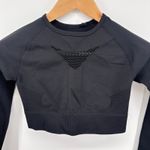 AYBL ‎ Black Motion Seamless Cropped Long Sleeve Gym Top Thumbholes Cutout Back S Photo 4