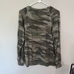 Buffalo David Bitton Long Sleeve Camo Tee Shirt Women's Size Medium Viscose Blend Photo 6