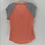 Reebok  Womens Medium Athletic Top Run‎ Gym Workout Photo 3