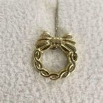 Vintage Avon Gold Tone Round Mini Wreath With Bow Pierced Earrings Photo 3