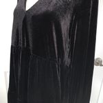 Tach Velour Tiered V neck dress Photo 4