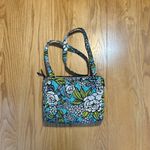 Vera Bradley Island Blooms Tablet Hipster Crossbody Bag Retired Adjustable Photo 4