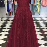 NWOT PromLily Red Lace Faux Pearl Sleeveless Floor Length Prom Dress with Tulle Size 8 Photo 4