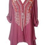 Andrée Andree by Unit embroidered floral tunic top shark bite hem blouse sz S Photo 0