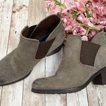 Rockport Danii Chelsea Bootie Stone Suede Ankle Boots Size 7 Photo 5