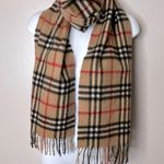 Burberry s Vintage Nova Check Tan Scarf in Archive Beige Photo 1