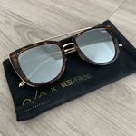 Quay Australia Sunglasses Photo 0