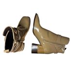 Tory Burch 8 2.5in block heel patent leather Moss Green bootie w/gold accents Photo 1