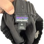 Patagonia Women’s Barely Baggies 2.5’’ Inseam Shorts in Black Size XS Photo 6