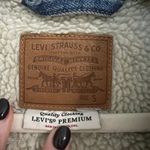 Levi's Premium Quality Denim Sherpa Lined Trucker Jacket Size Small Photo 2