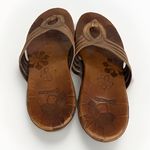 Merrell Brown Leather Thong Sandals Women's Size 7 Floral Slip-On Comfort Shoes Photo 3