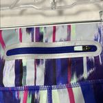 Athleta  Hail Storm Sonar Capri Legging Size Medium Photo 6