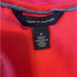 Tommy Hilfiger  Women‎ Top M Red Pink Multi Print Coastal Casual Preppy Travel Photo 2