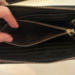 Tory Burch  black wallet used condition Photo 4