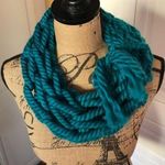 Handmade Mun and Me Fashion Knit Scarf Green Teal Chunky Infinity Scarves NWT Photo 0