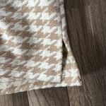 Missguided Heavyweight Pullover Coat White And Brown Houndstooth Pattern Photo 1