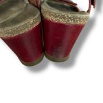 Taos Carousal Leather wedge red open toe sandal size 8 Photo 8