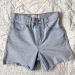 Madewell light wash denim shorts, high rise mid length, 23 Photo 0