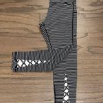 Senita Athletics Criss Cross Leggings - Size XS Photo 2