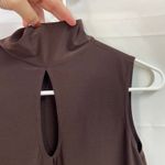Women's dark brown soft stretch mock neck cutout sleeveless shirt‎ blouse small Photo 1