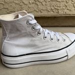 Converse Woman’s Photo 4