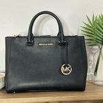 Michael Kors • Kellen medium saffiano leather satchel Photo 0