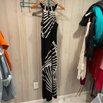 BCBGMAXAZRIA Cute black white geometric jersey knit stretchy flowy maxi high neck dress BCBG Photo 12