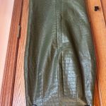 H&M Crocodile Pencil Skirt Green Faux Leather Size 6 Front Slit Chic Career Photo 3