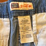 Faded Glory size 18W woman stretch jean shorts Photo 3