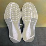 Nike Air Zoom Winflo 8 Women's Grey / White / Violet Sneakers Size 9 Photo 15