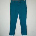 Tahari ‎ Jeans Photo 2