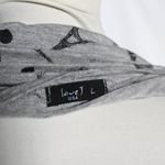 Love j Heathered Grey Paris Eiffel Tower Graphic Tee 2000s-2010s Photo 5